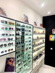 META - VISION Opticien Marrakech : Votre Destination pour des Lunettes Tendance et Services Optiques de Confiance