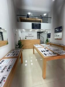 NADARI | VOS LUNETTES À 100 DHS EN 10 MINS (OPTICIEN)