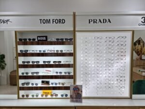OptiCœur : Opticienne