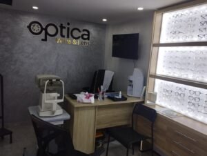 OPTICA - Verre & Lens